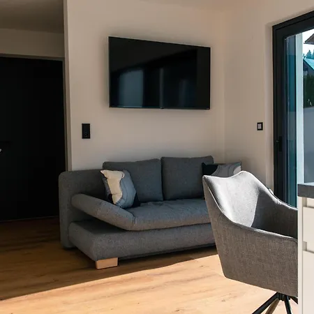 Apartament Herzmoar *