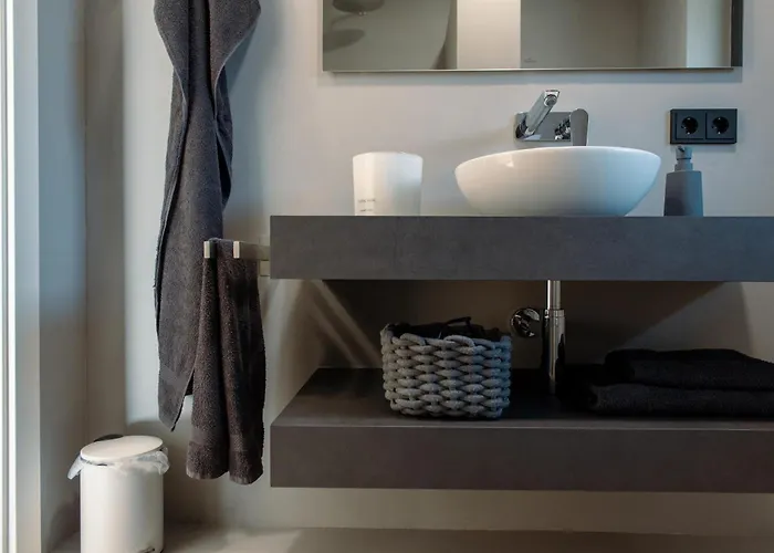 Herzmoar Apartament *