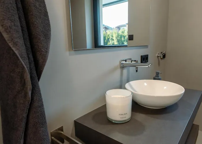 Herzmoar Apartament *